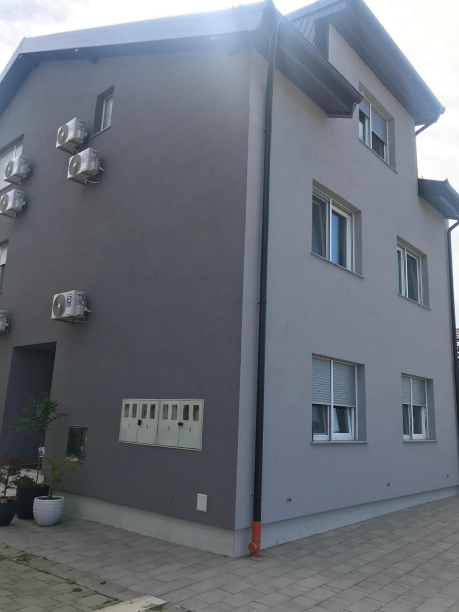 Apartman Slavonia 2 Джяково Экстерьер фото